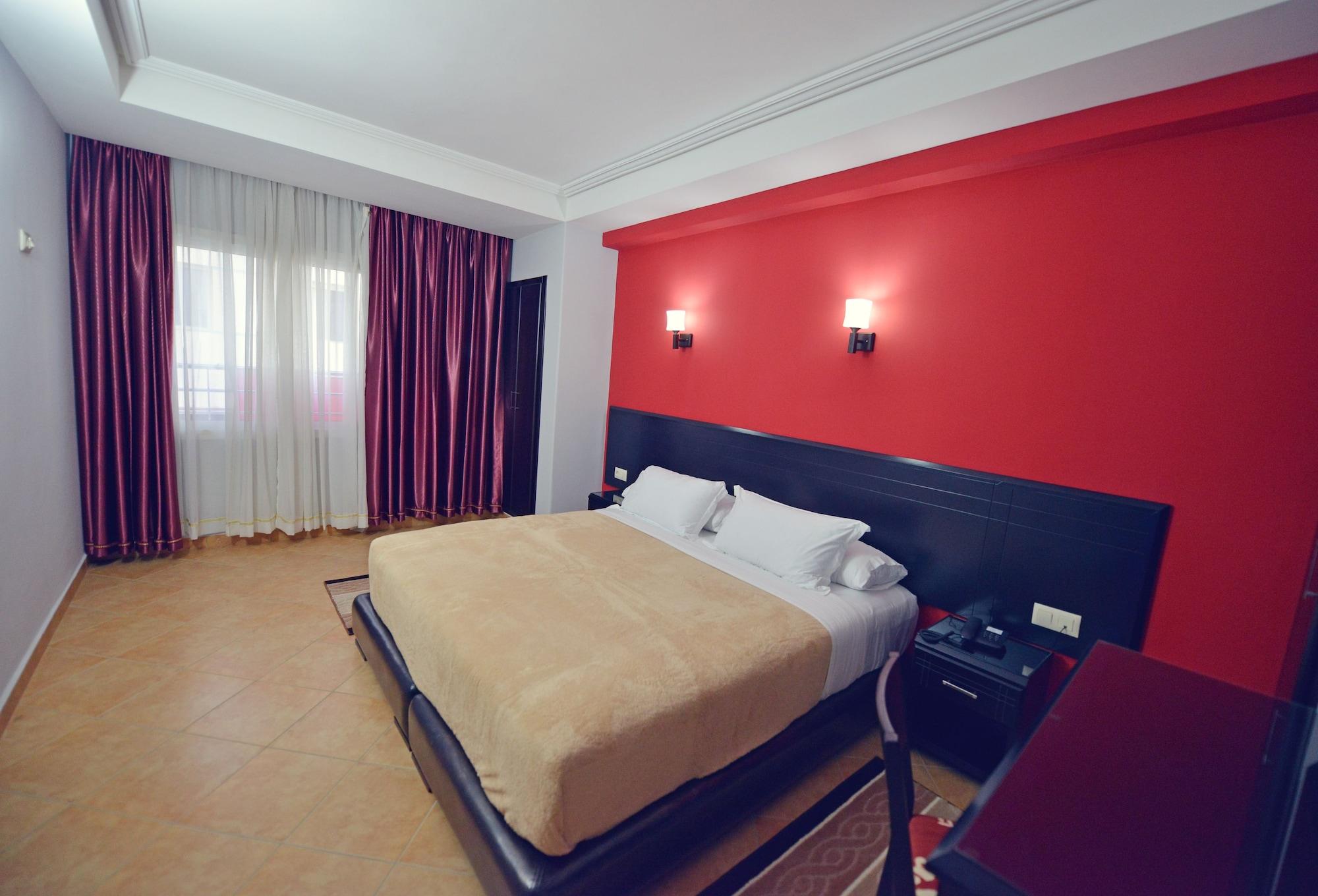 Hotel Suite Мартиль Экстерьер фото