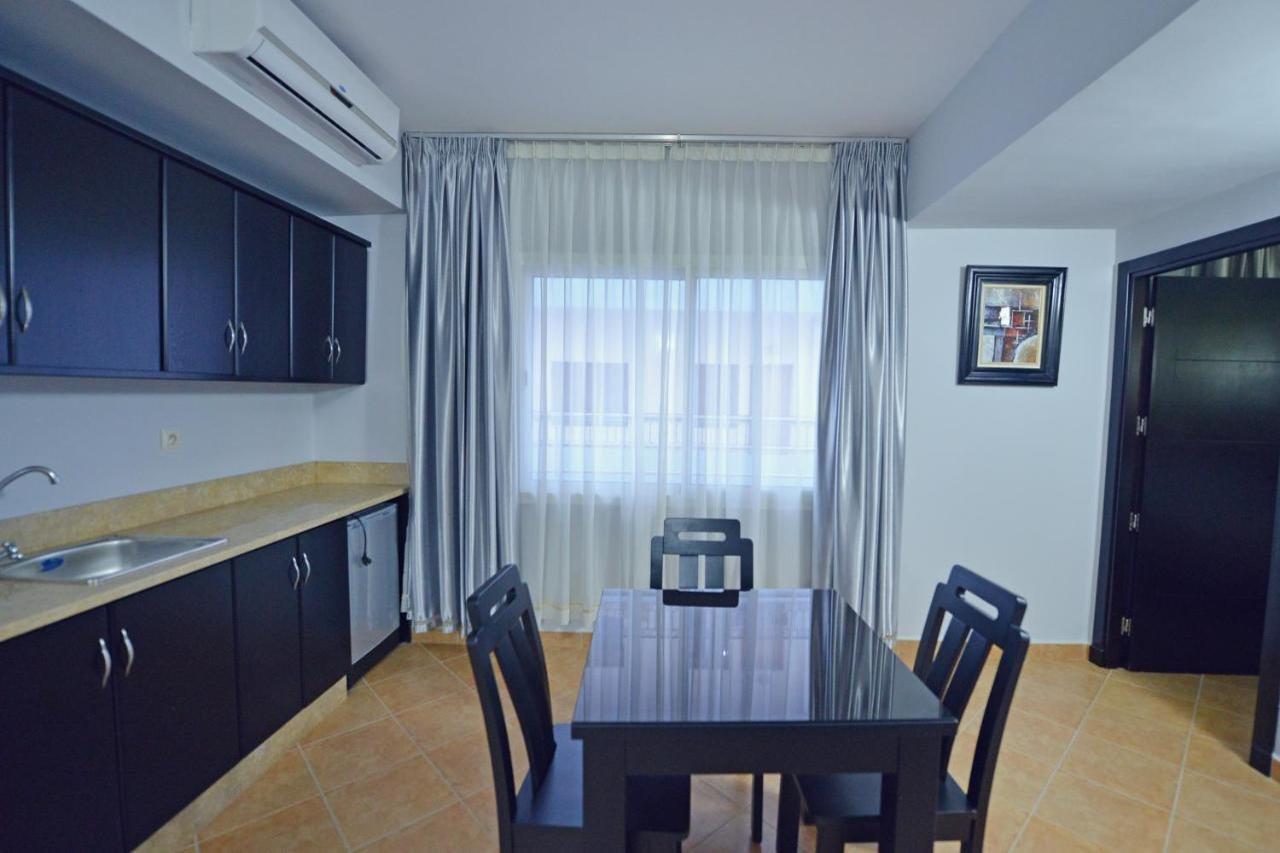 Hotel Suite Мартиль Экстерьер фото