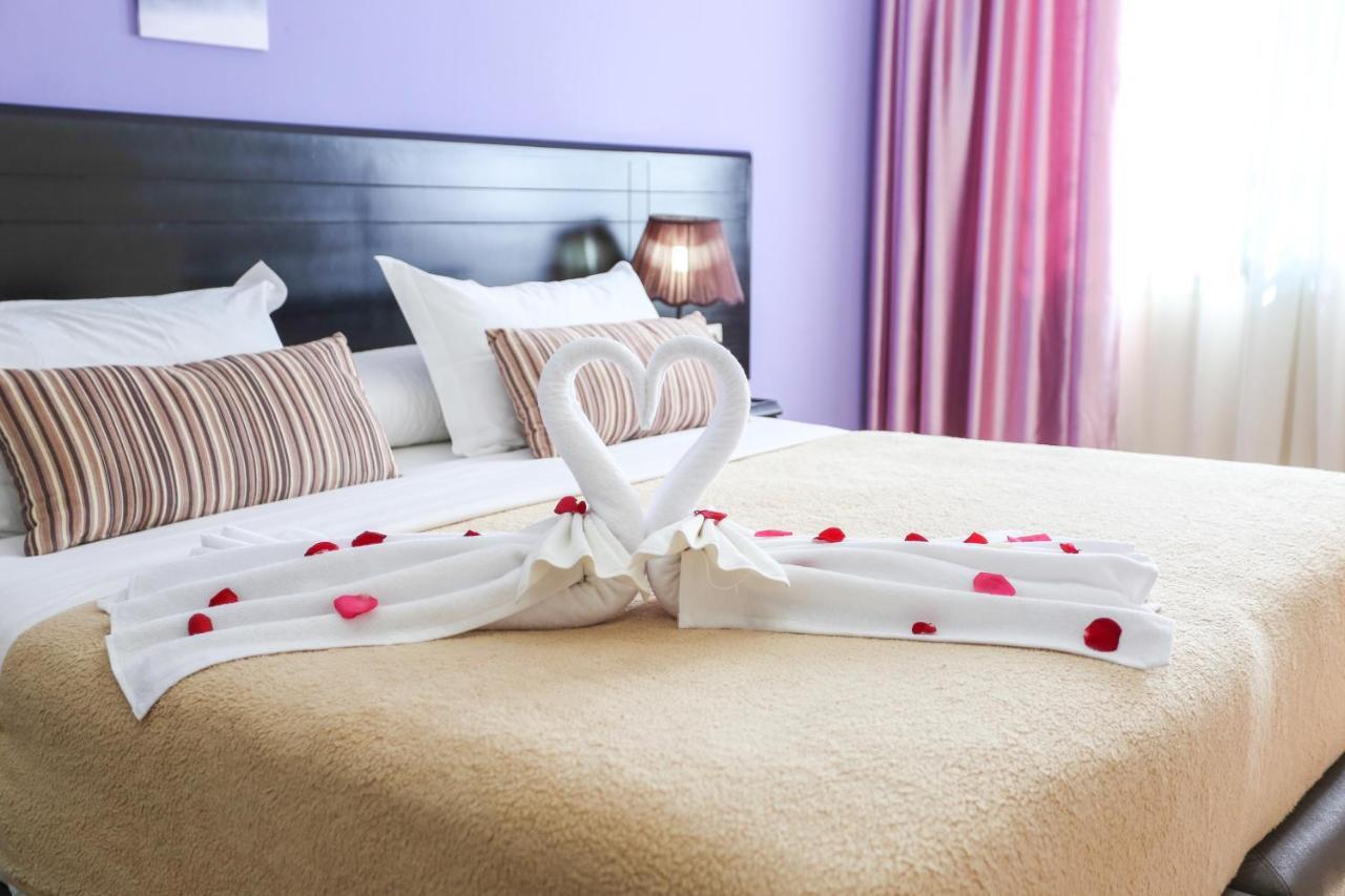 Hotel Suite Мартиль Экстерьер фото